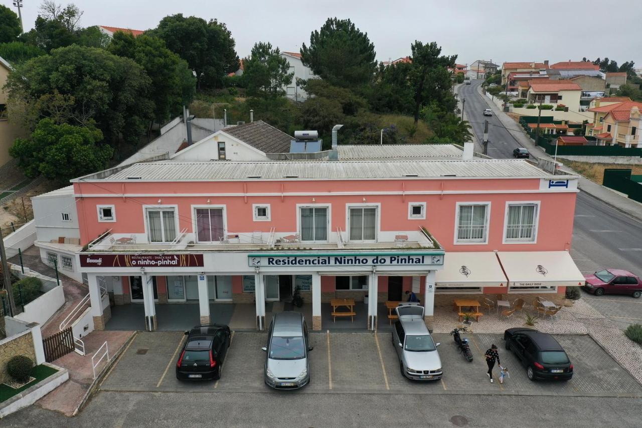 Residencial O Ninho Do Pinhal Hotel Bombardeira Bagian luar foto
